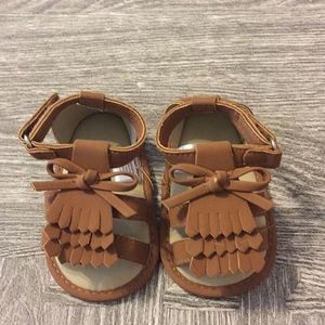 Like New Baby Fringe Sandals